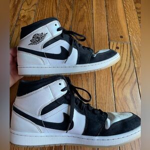 Jordan 1 mid Diamond